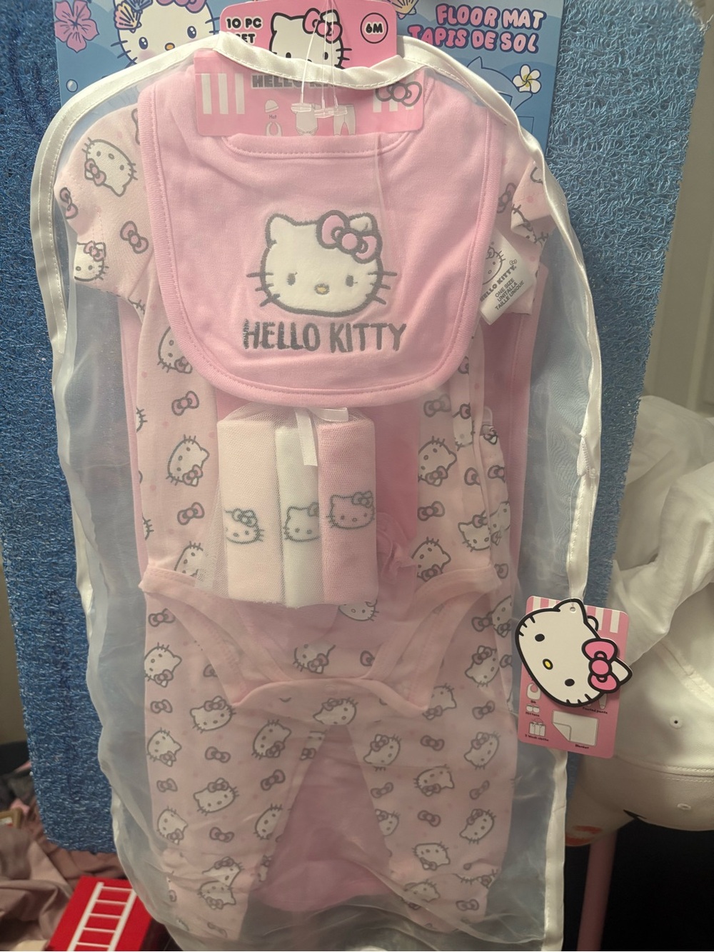 Hello Kitty Pink Baby 10 Pc Gift Set